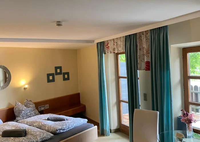 Gaestehaus Altes Faehrhaus *